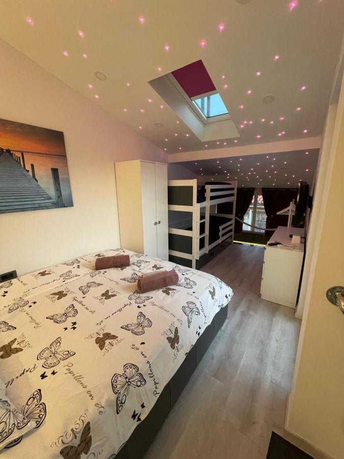 Star Apartment Pirano Esterno foto